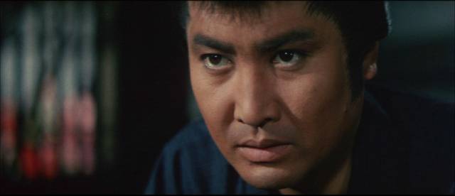 Tokijiro (Kinnosuke Nakamura) violates the yakuza code in Tai Katô’s Tokijiro: Lone Yakuza (1966)