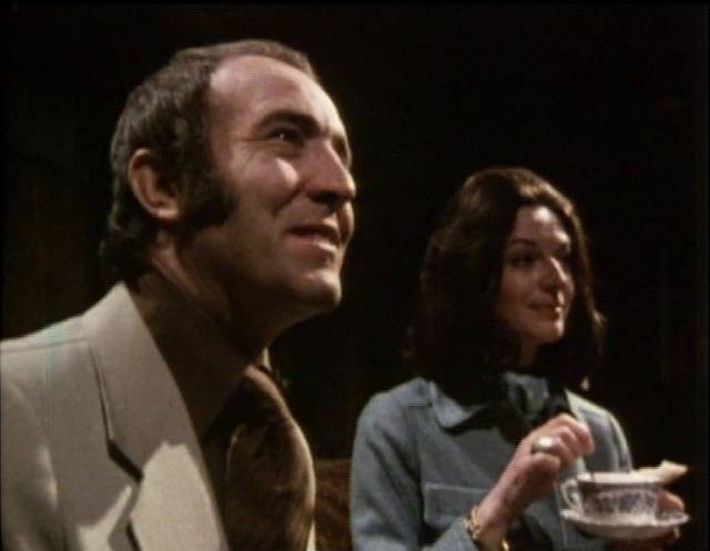 Ian Hendry is menacingly polite in The Frighteners: "Bed and Breakfast" (David Askey, 1972)