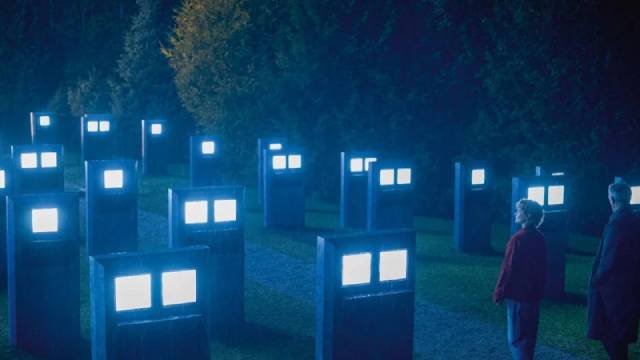 The technology of GraveTech allows the bereaved to view their loved ones as they decay in David Cronenberg's The Shrouds (2024)