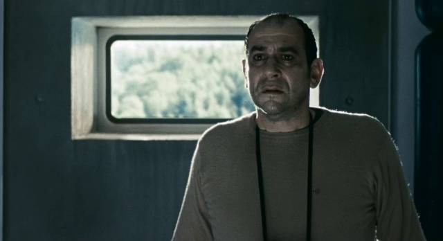 Fleeing from the mysterious man in the woods Héctor (Karra Elejalde) finds himself in a deserted research facility in Nacho Vigalondo's Timecrimes (2007)