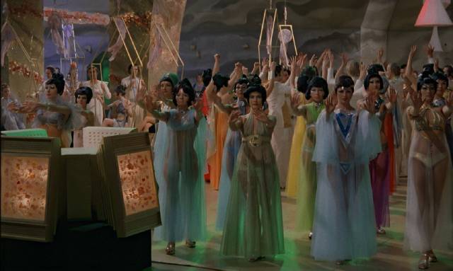 Future kitsch on an alien world in Gottfried Kolditz's In the Dust of the Stars (1976)